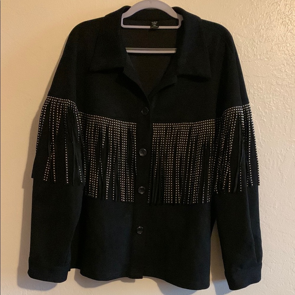 Chic Black SHEIN 2x Fringe Jacket with Silver Accents